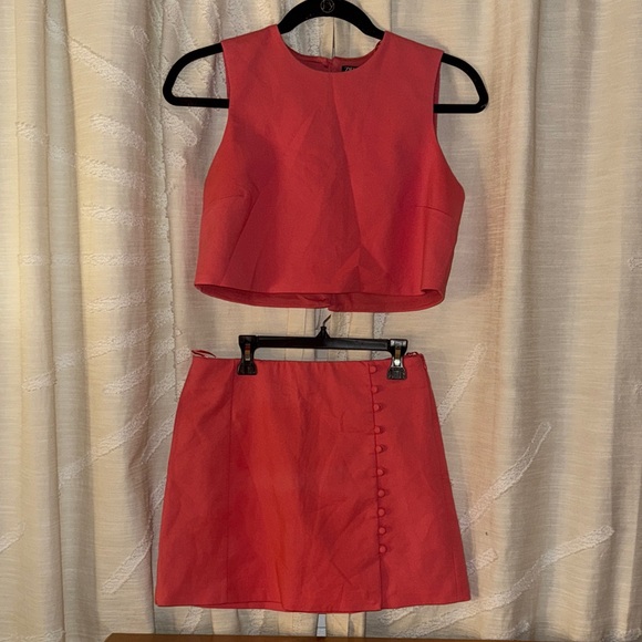 Zara Coral Crop Top and Skirt Set - Picture 2 of 13